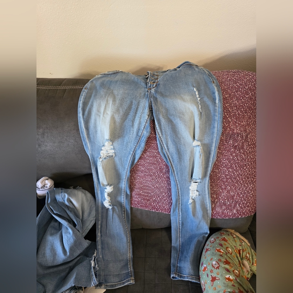 Indigo Rein Women's Light Blue Denim Jeans